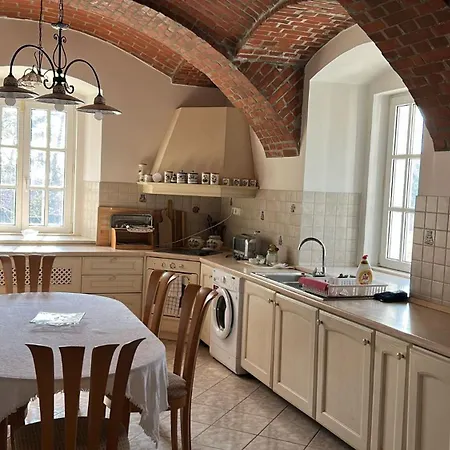Bed & Breakfast Csillaghy Kastely